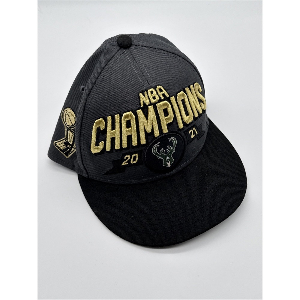 Milwaukee Bucks 2021 NBA Champions Snapback Hat New Era One Size Fits Most